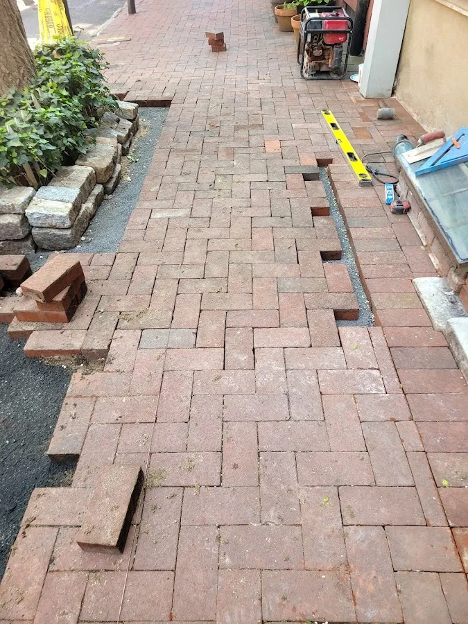 McFarland Landscape Services Inc