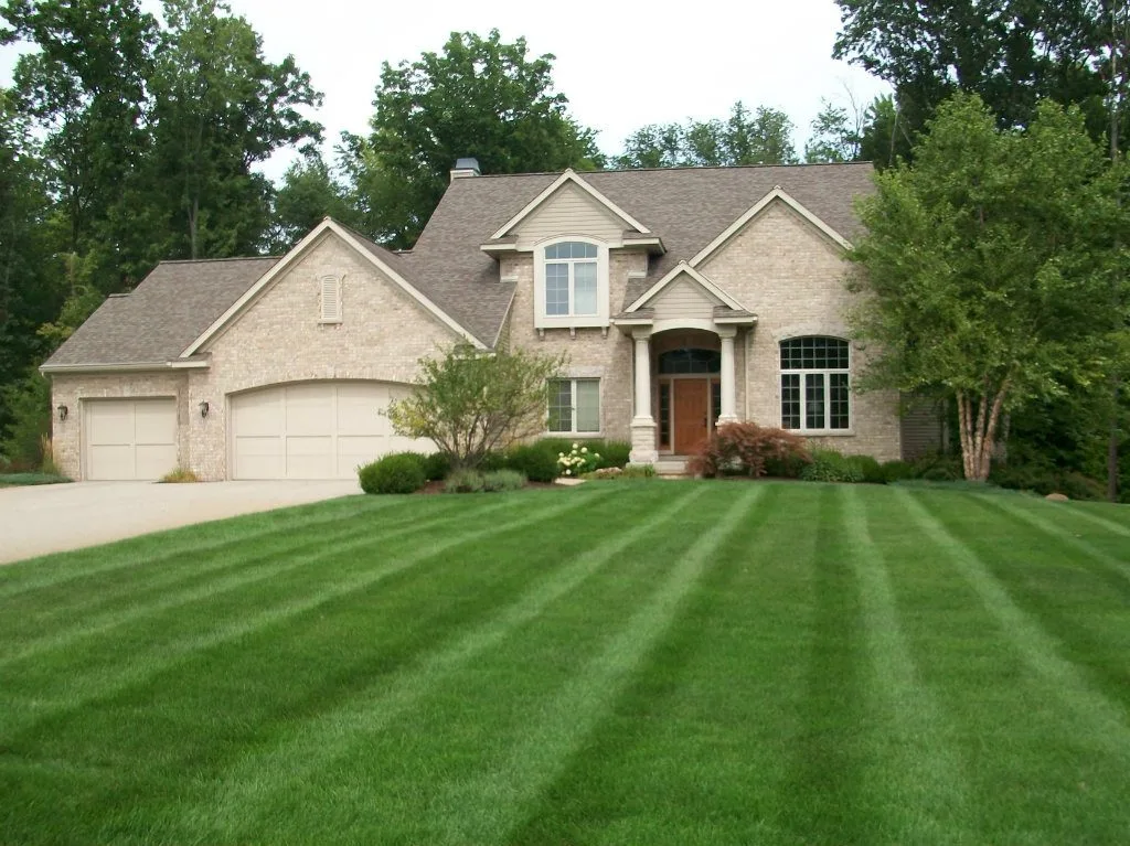 Signature Lawn & TreeMasters
